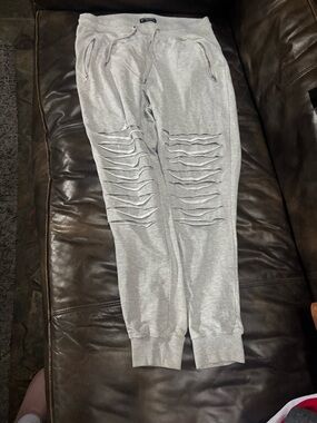 Men's Gray Distressed Jogger Sweatpants